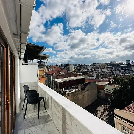 Hotel apartamentowy Taksim Havana Stambuł